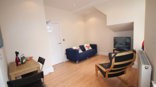 Lounge at 75A Junction Road